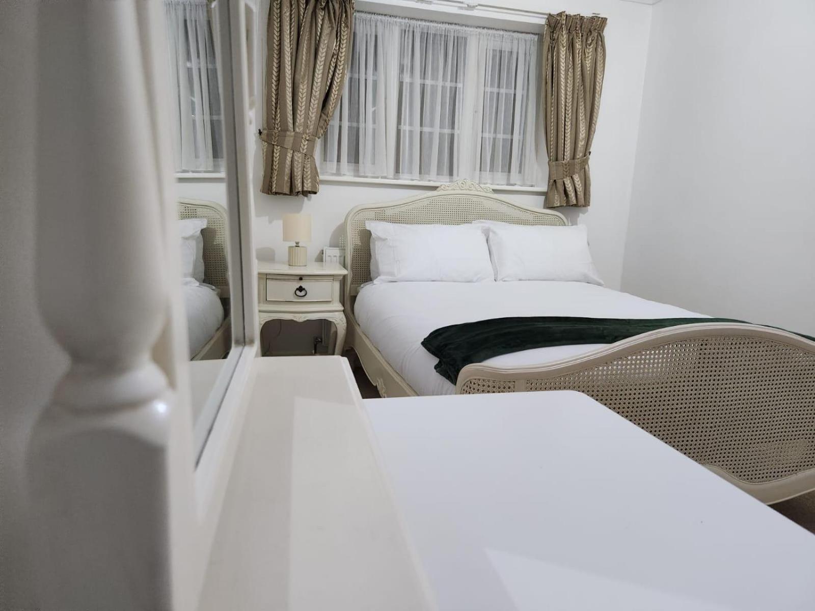D Elmdon Homestay Shared 4 Bedrooms Бірмінгем Екстер'єр фото