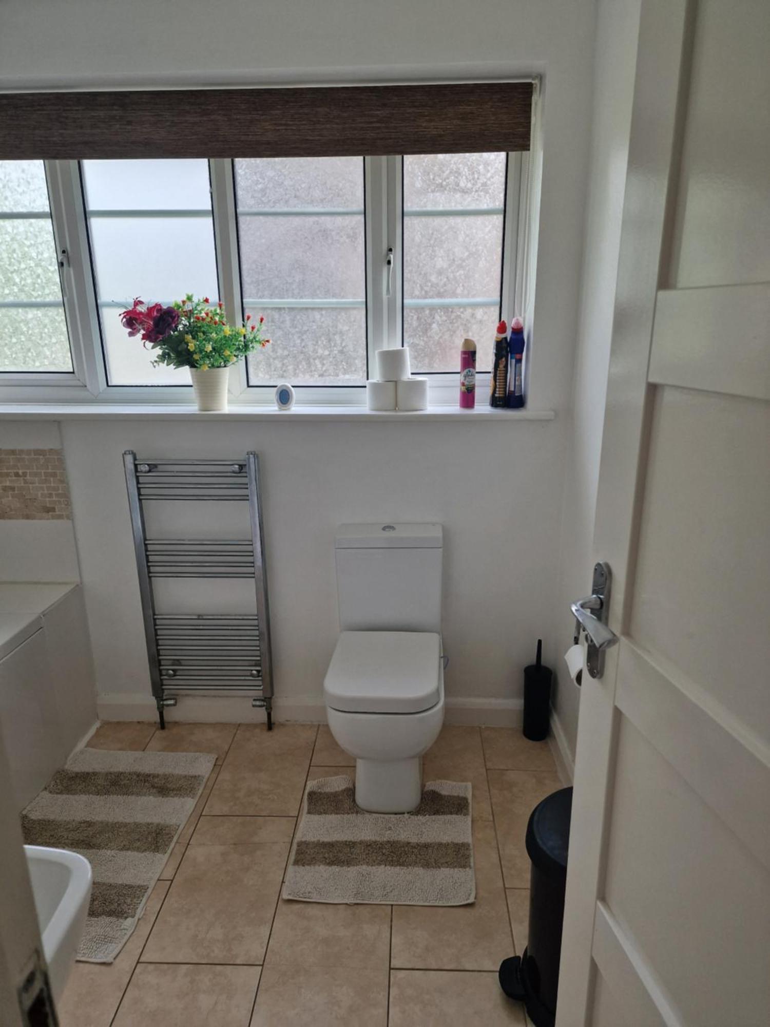 D Elmdon Homestay Shared 4 Bedrooms Бірмінгем Екстер'єр фото